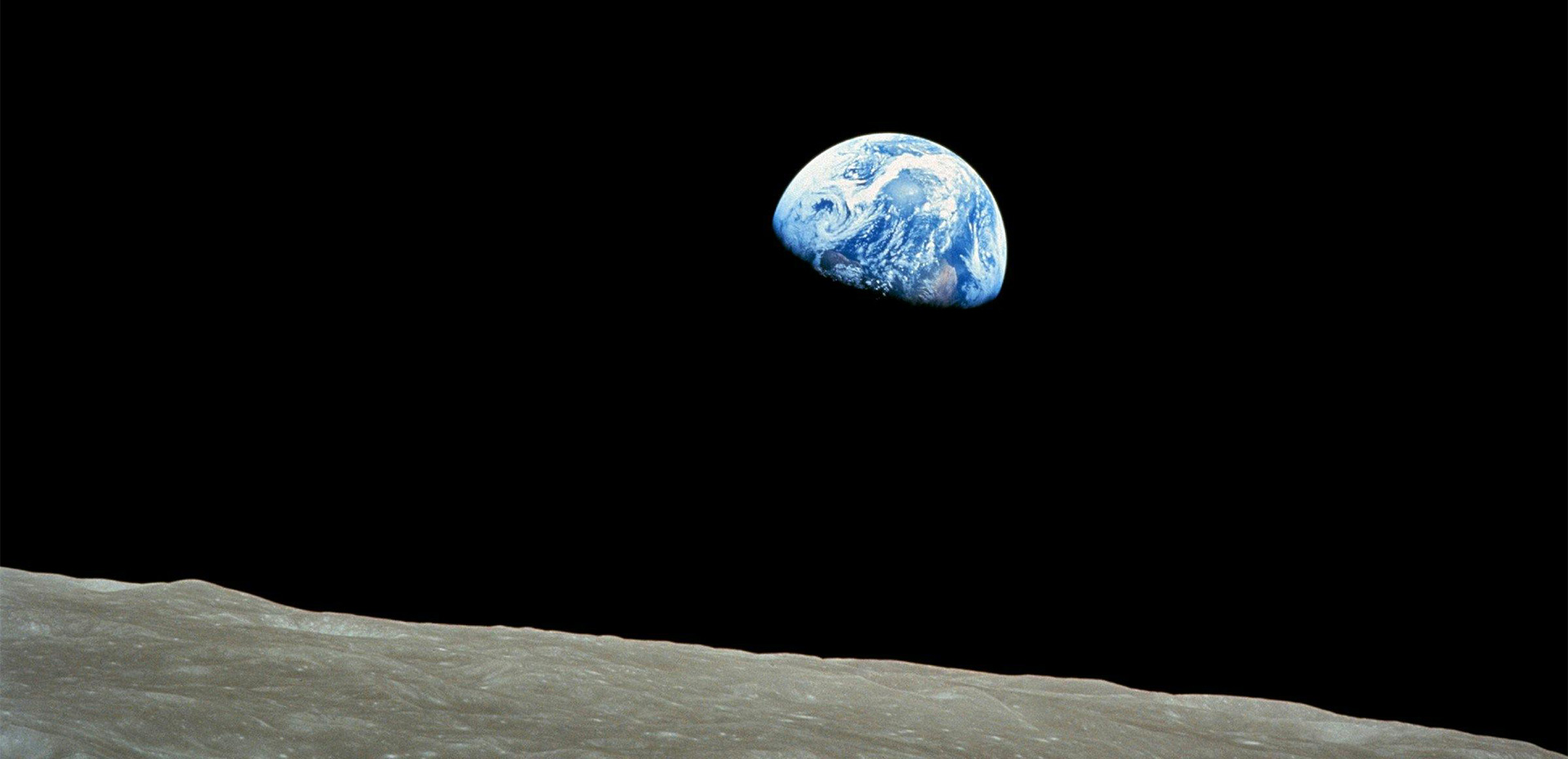 Tierra vista desde la luna