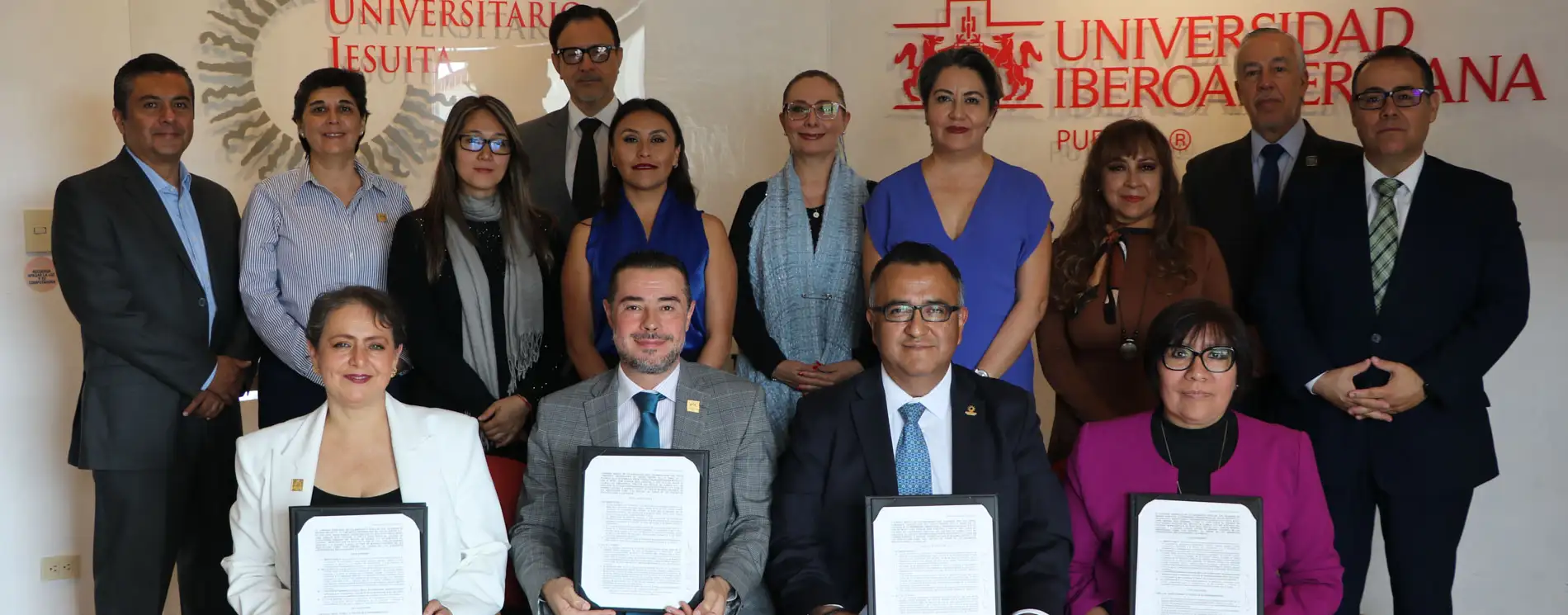 Firma convenio IBERO Puebla-CCPEP