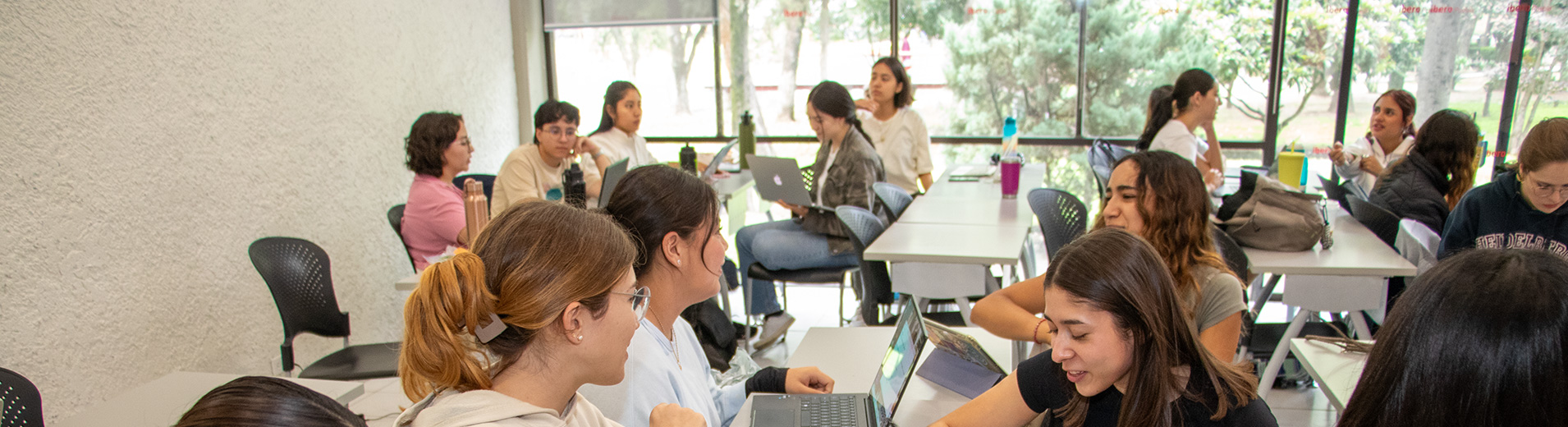 Alumnos en clase