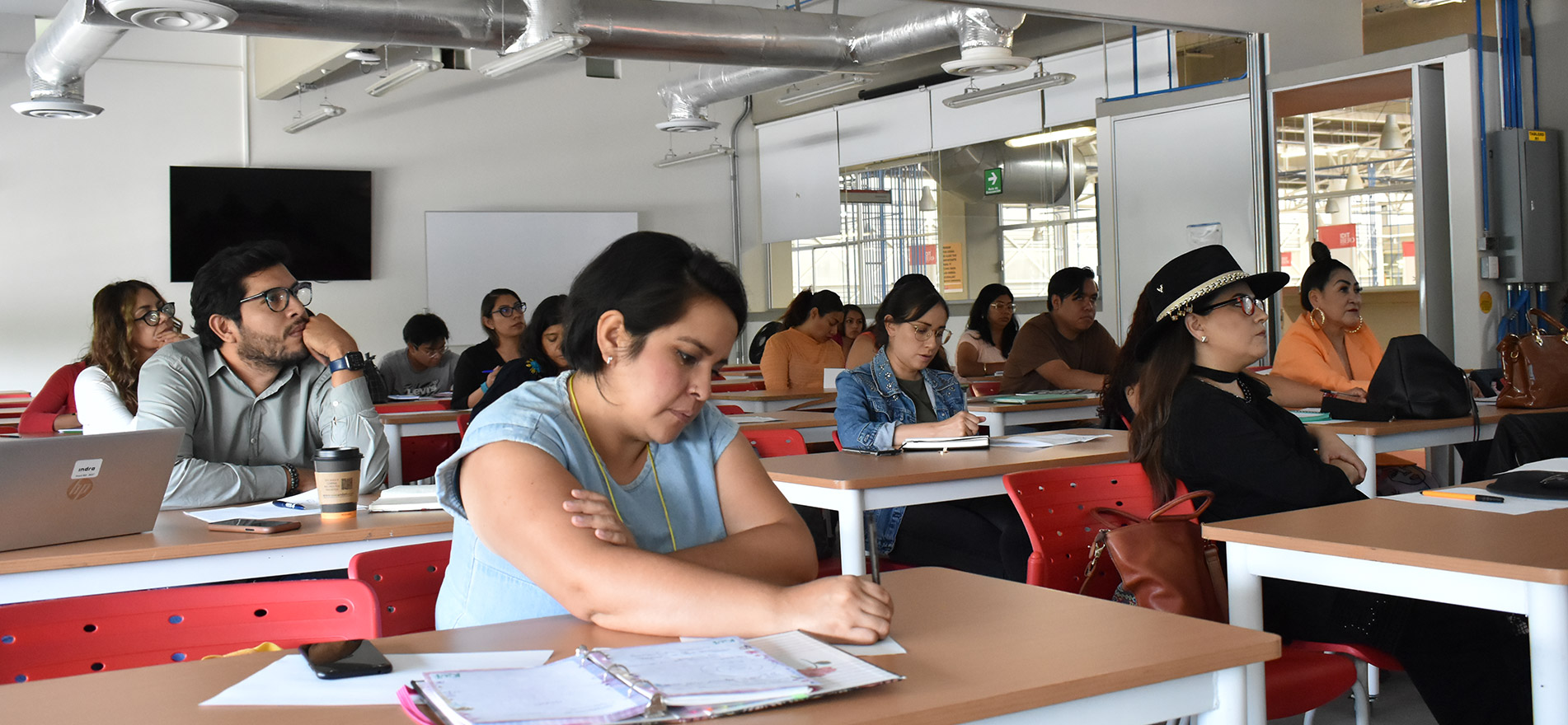 Personas en clase
