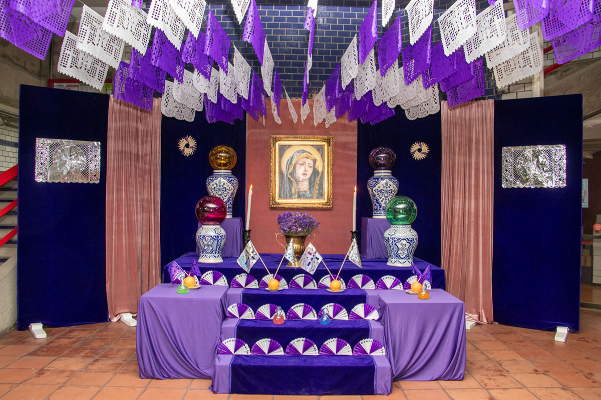 Altar de Dolores